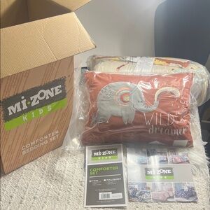 Mi-Zone Kids Safari Print comforter set Twin Size